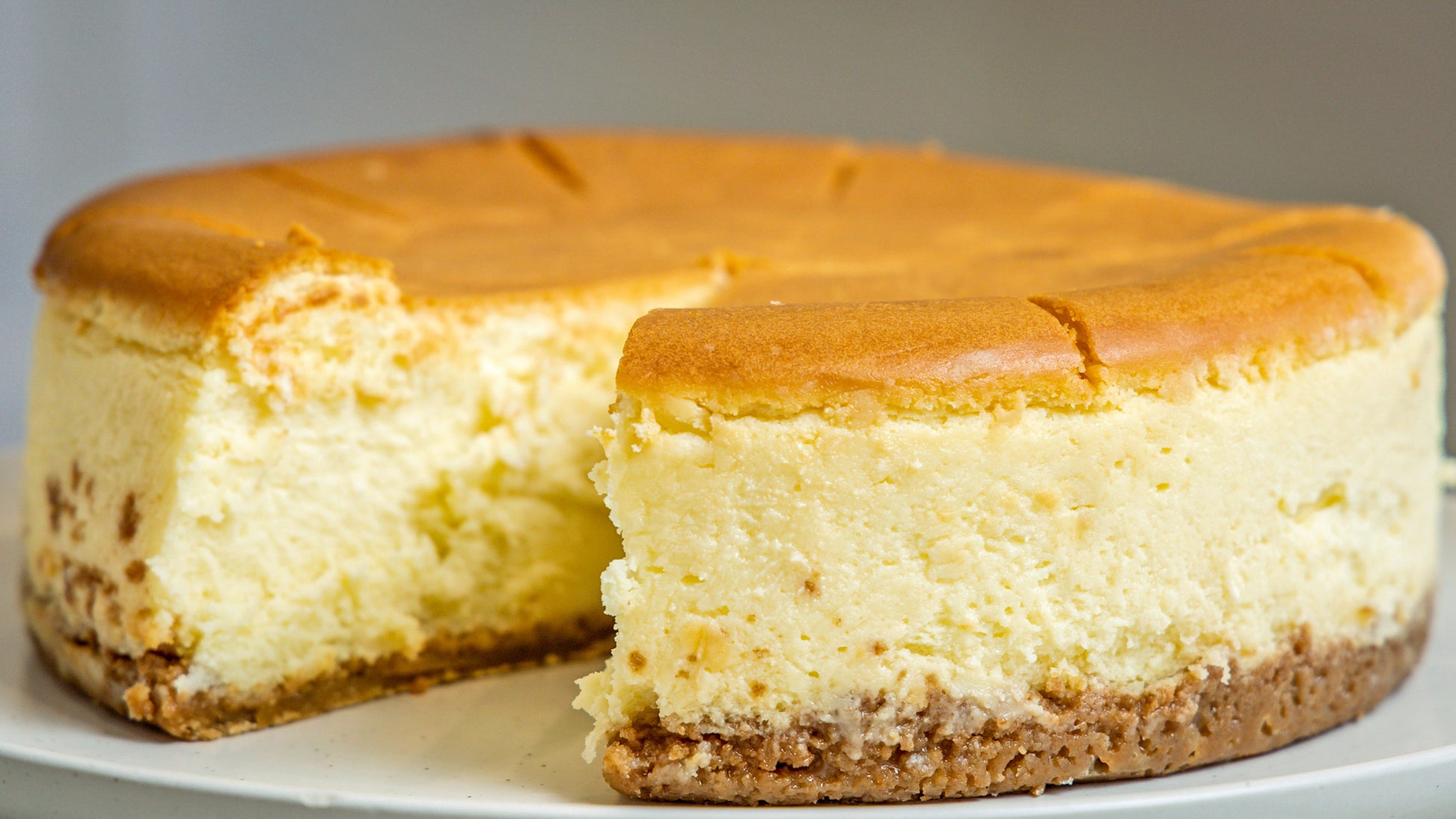Best Whole New York Cheesecake Delicious Desserts Tampa